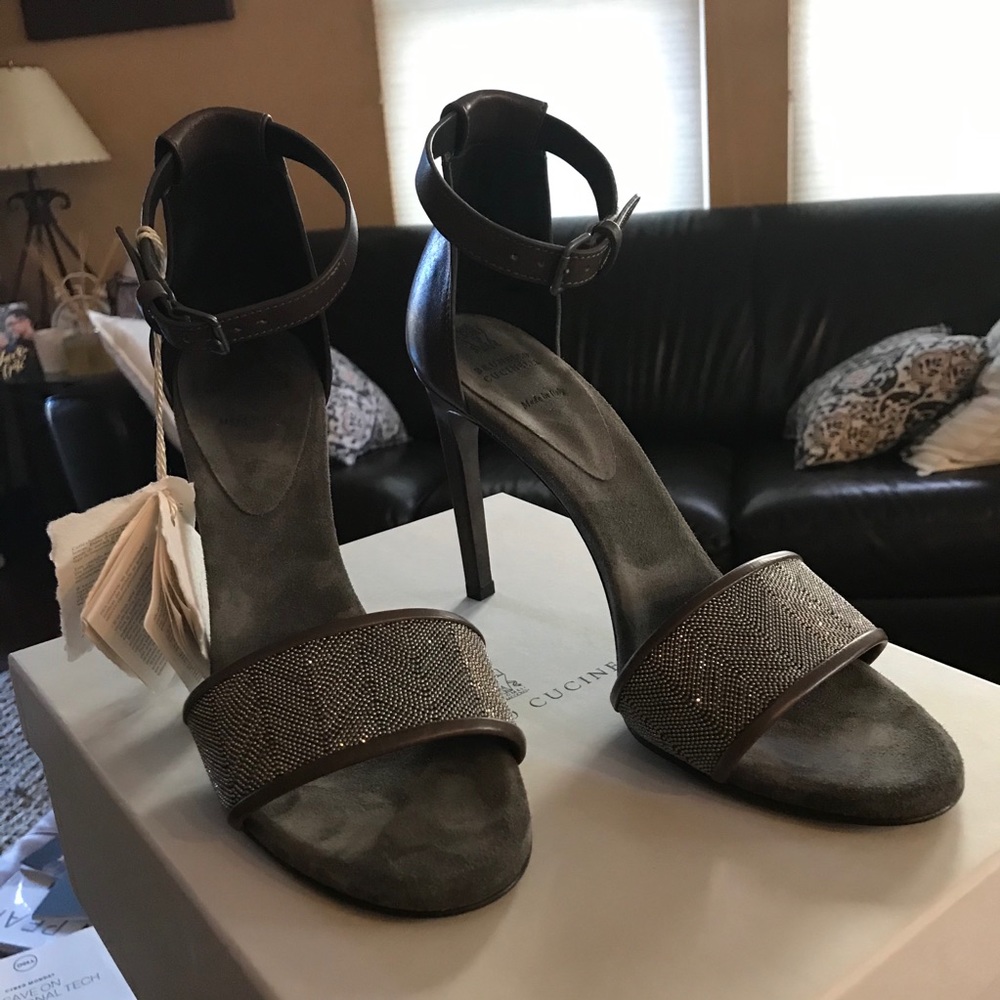 Monili Chevron Heel